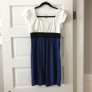 Timeless cotton dress